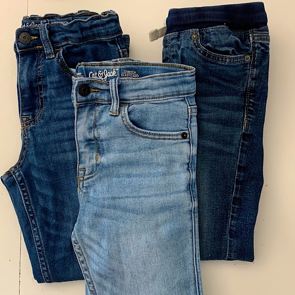 3 pairs Boys Size 7 jeans . Great Condition!!